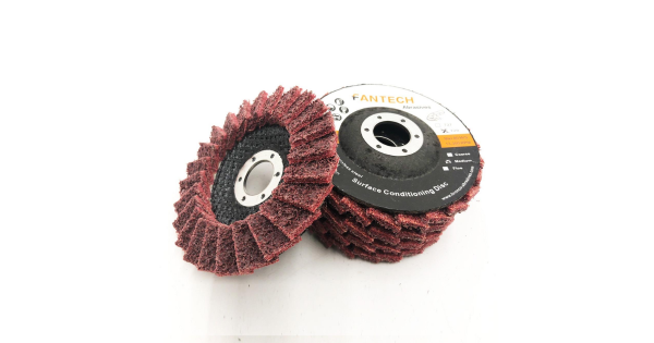 Disc abraziv din nylon, 115x22 mm, mediu pentru curățare profesională România