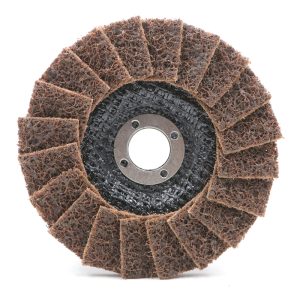 Discuri abrazive lamelare pentru curățare, debavurare și finisare. Ideale pentru sudură, inox, oțel, mentenanță tehnică. Granulații disponibile: coarse, medium, fine. Compatibile cu polizoare unghiulare. Diametru 100–125 mm. Soluție profesională pentru pregătirea suprafețelor metalice.